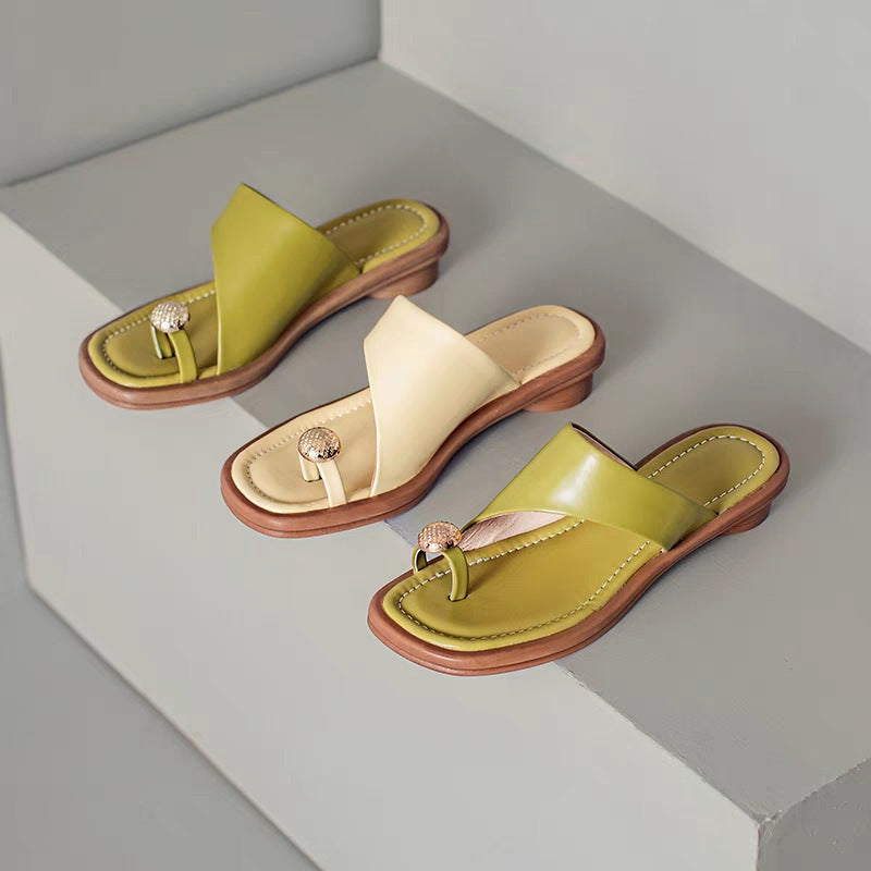 Round Buckle Outdoor Slippers