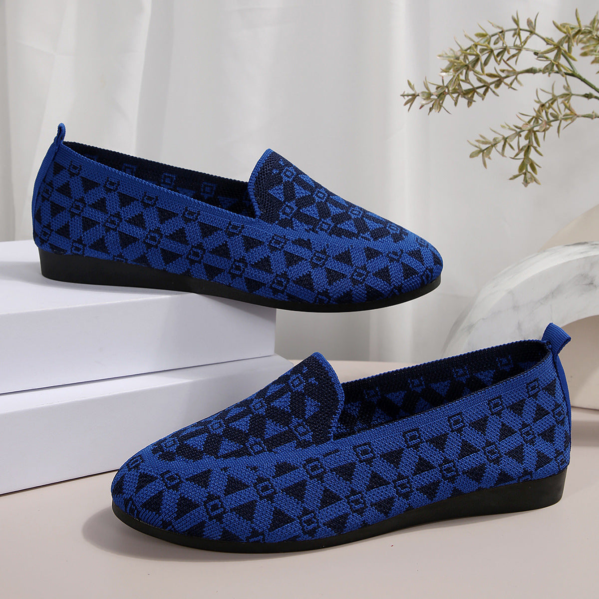 Printed Round Toe Knit Loafers