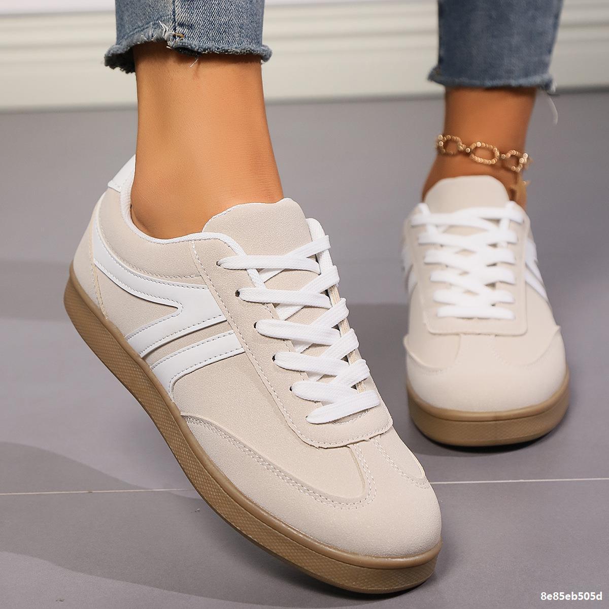 Lace-Up Round Toe Sneakers