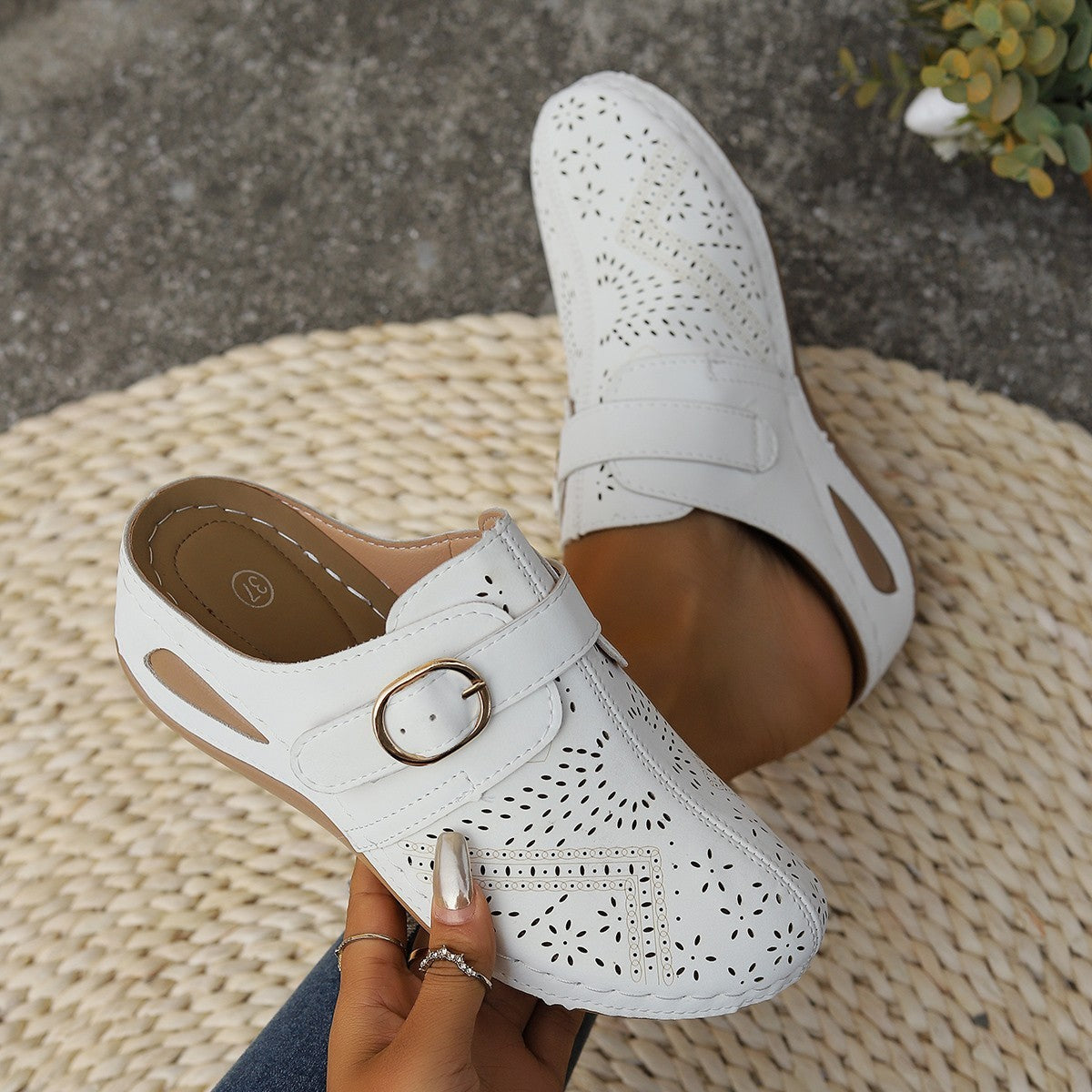 Lace-up Wedge Hollow Slippers