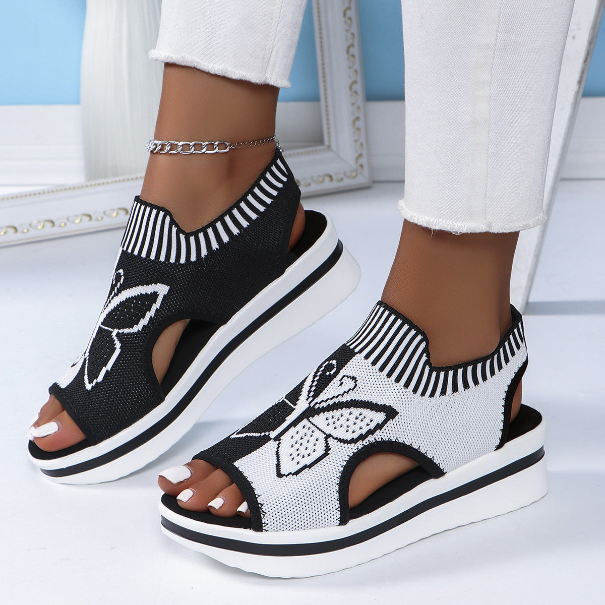 Butterfly Print Breathable Sandals
