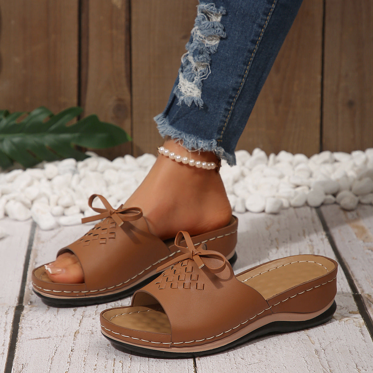 Retro Embroidered Stitching Sandals