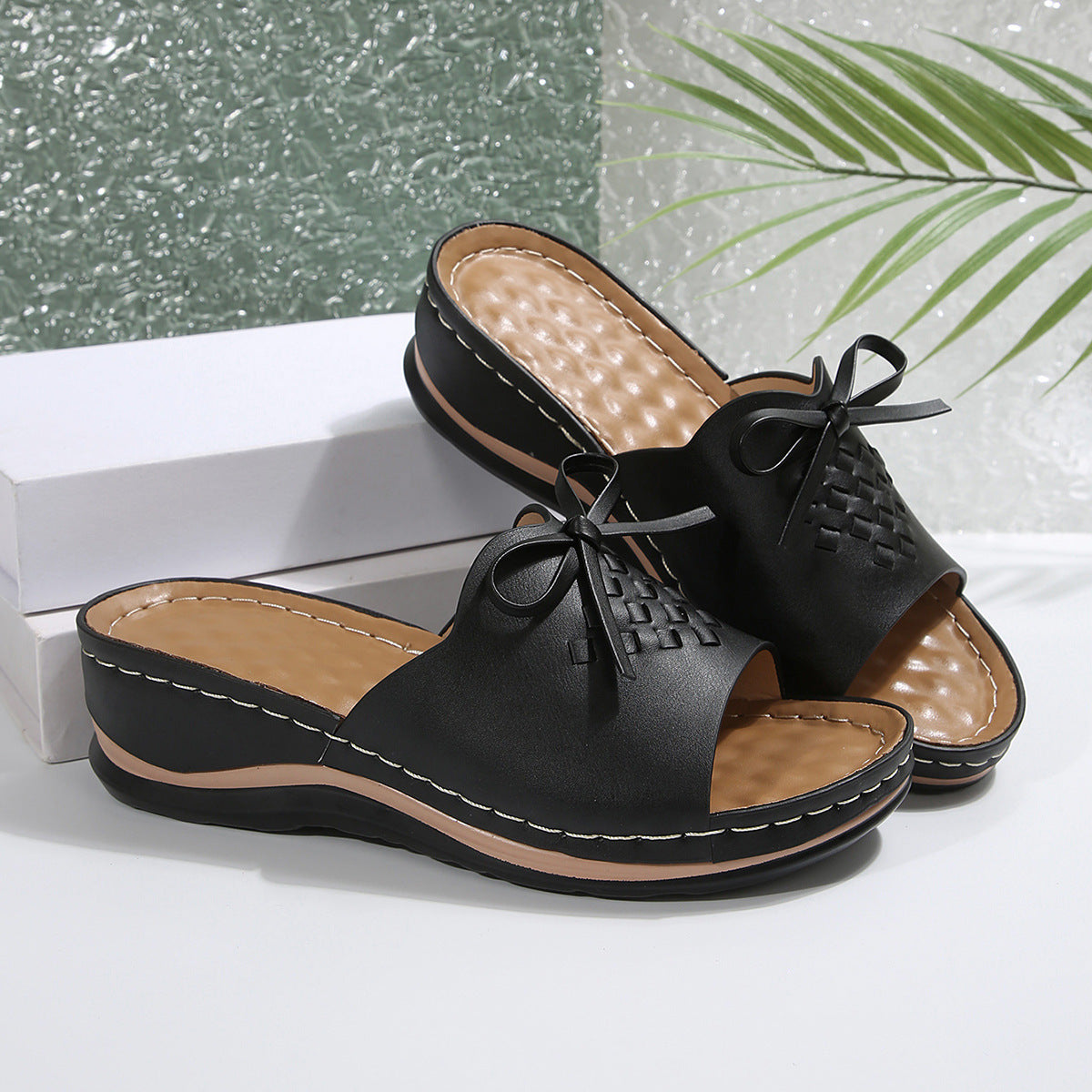 Retro Embroidered Stitching Sandals