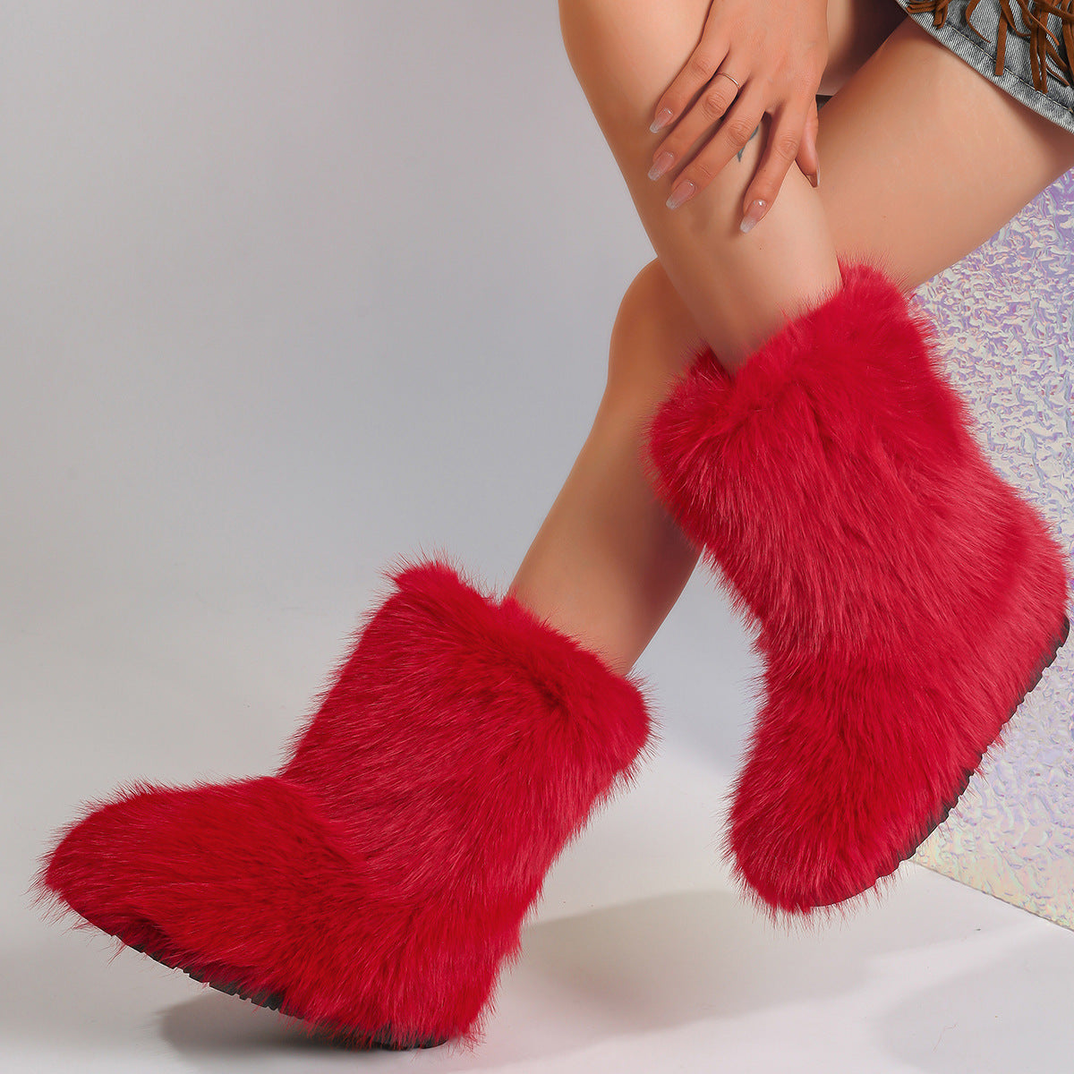 Furry Middle Snow Boots