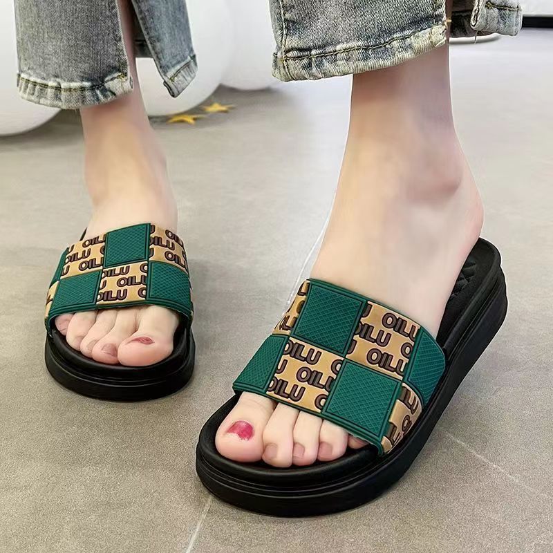 Thickened Outdoor Summer Slippers