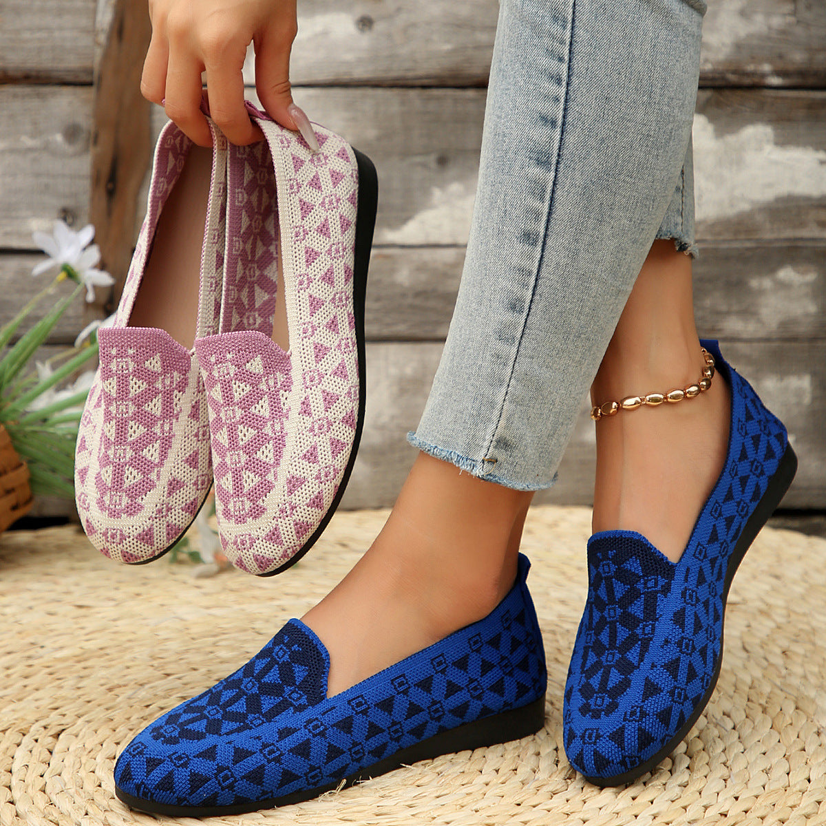 Printed Round Toe Knit Loafers