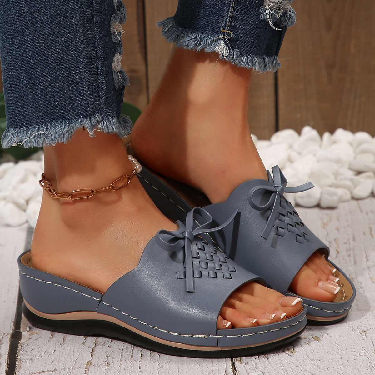 Retro Embroidered Stitching Sandals