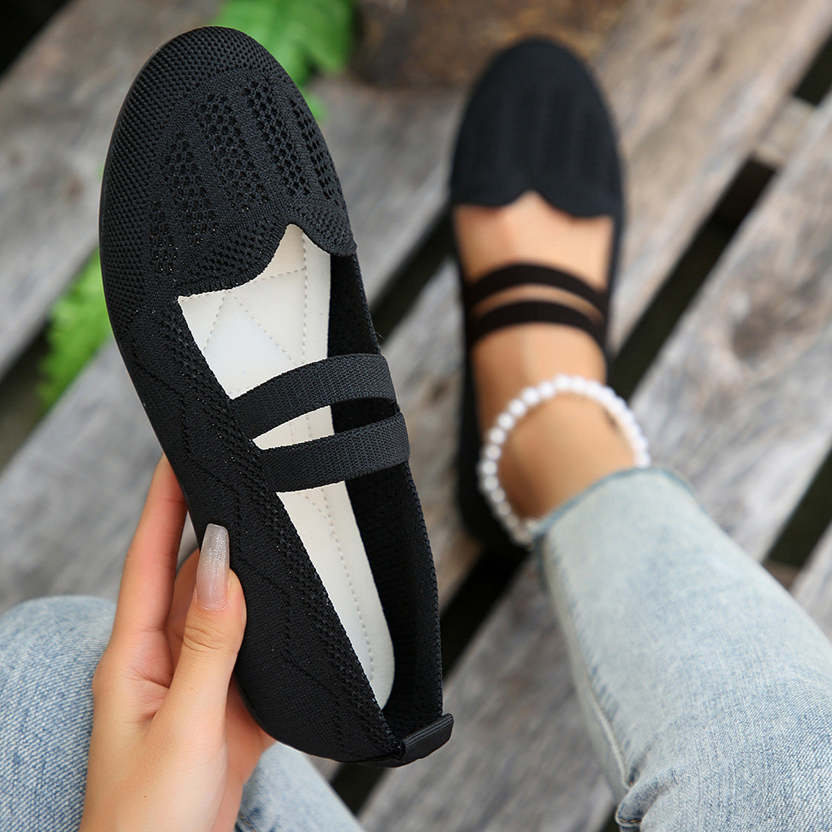 Mesh Slip-on Knit Shoes