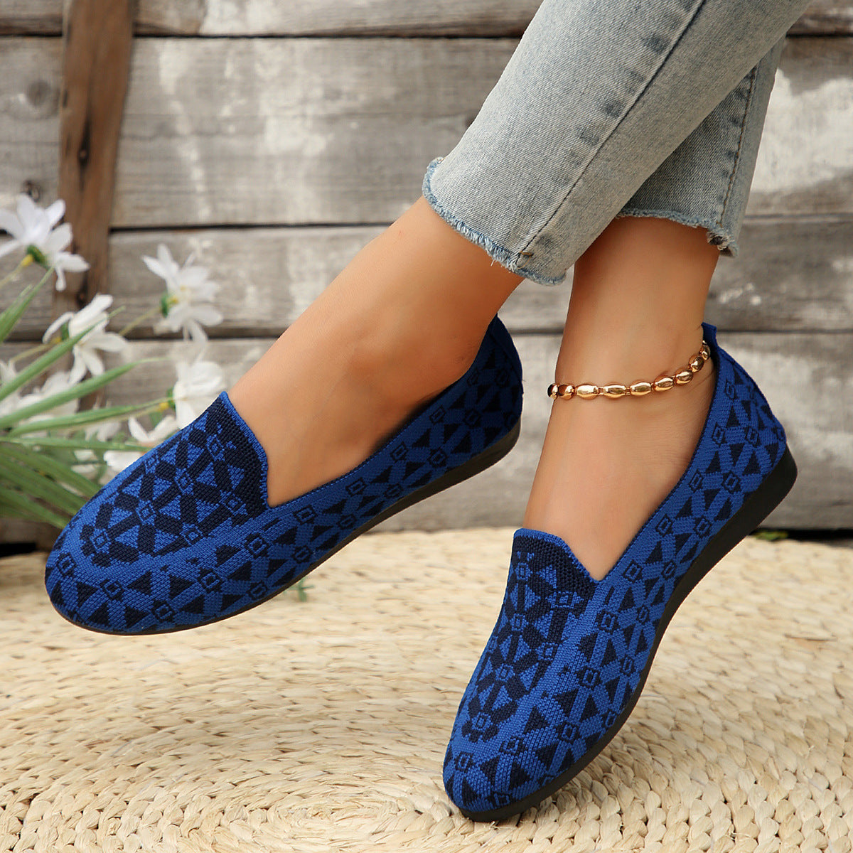 Printed Round Toe Knit Loafers