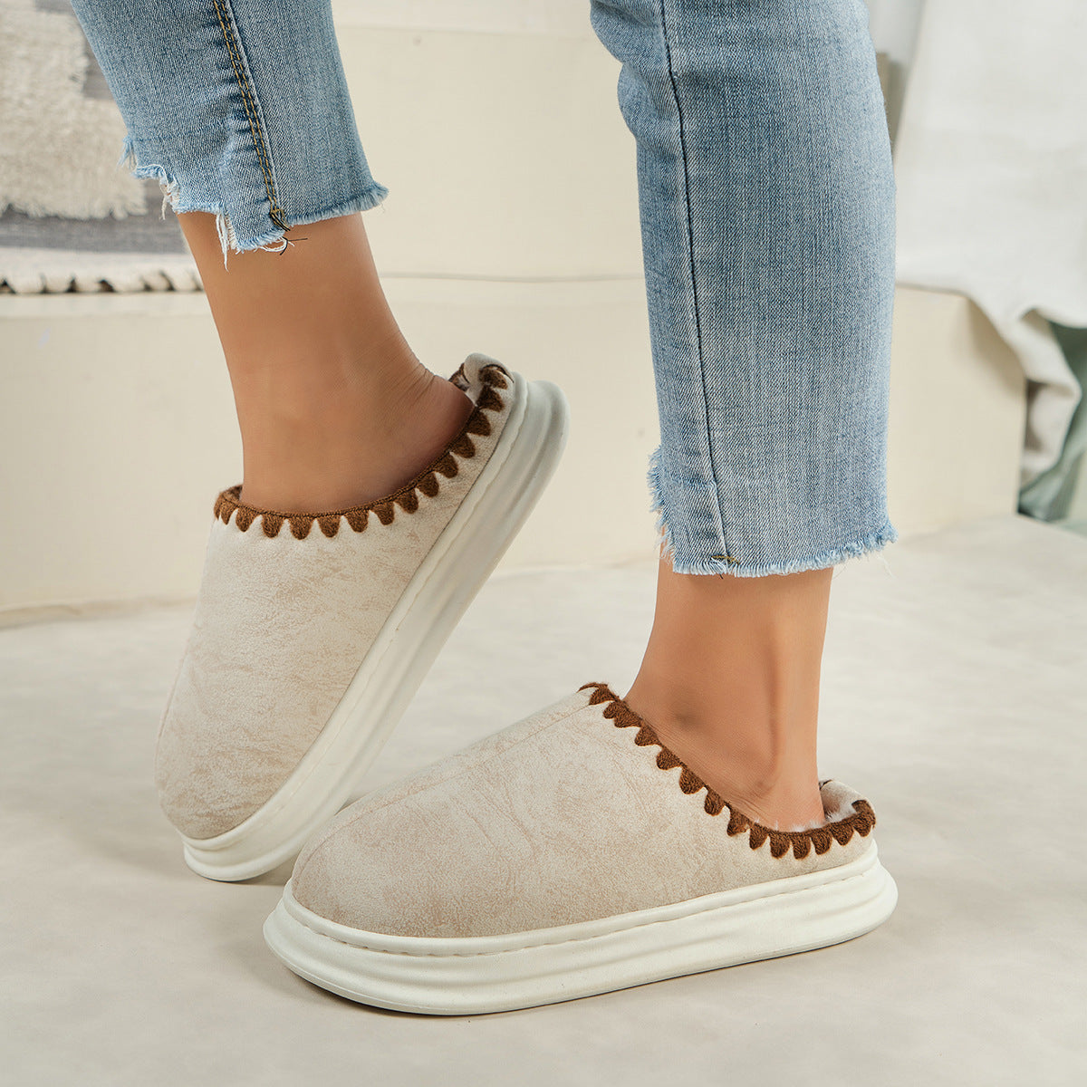 Cozy Sewing-Side Plush Slippers