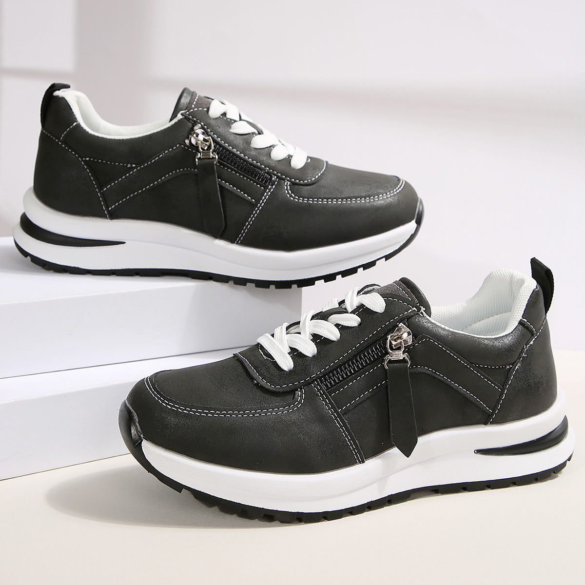 Solid Color Lace-up Shoes