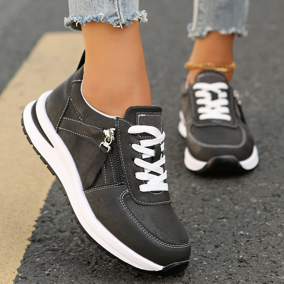 Solid Color Lace-up Shoes