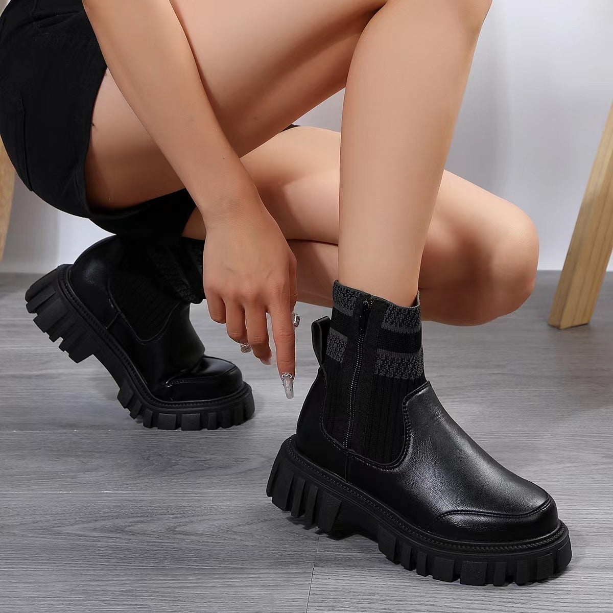 Zipper Design Mid-Tube Boots