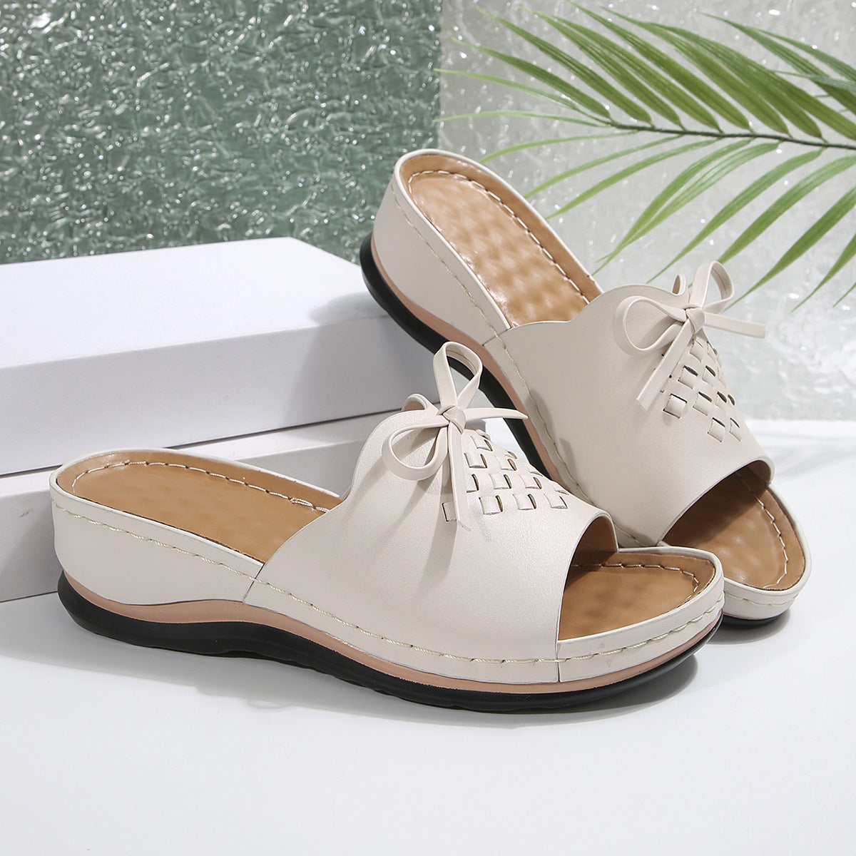 Retro Embroidered Stitching Sandals