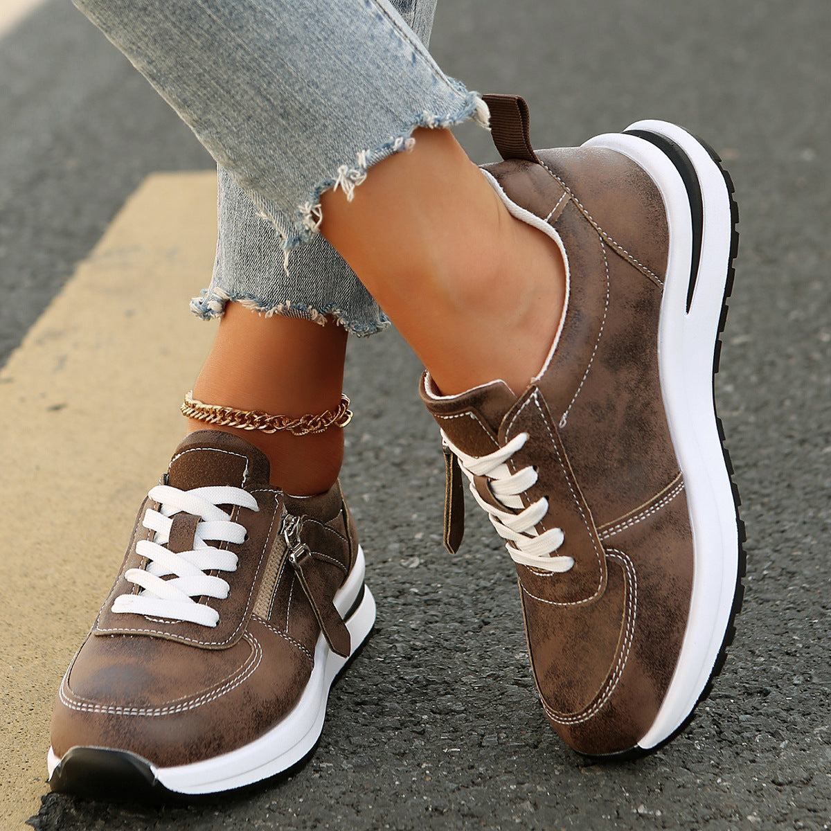 Solid Color Lace-up Shoes