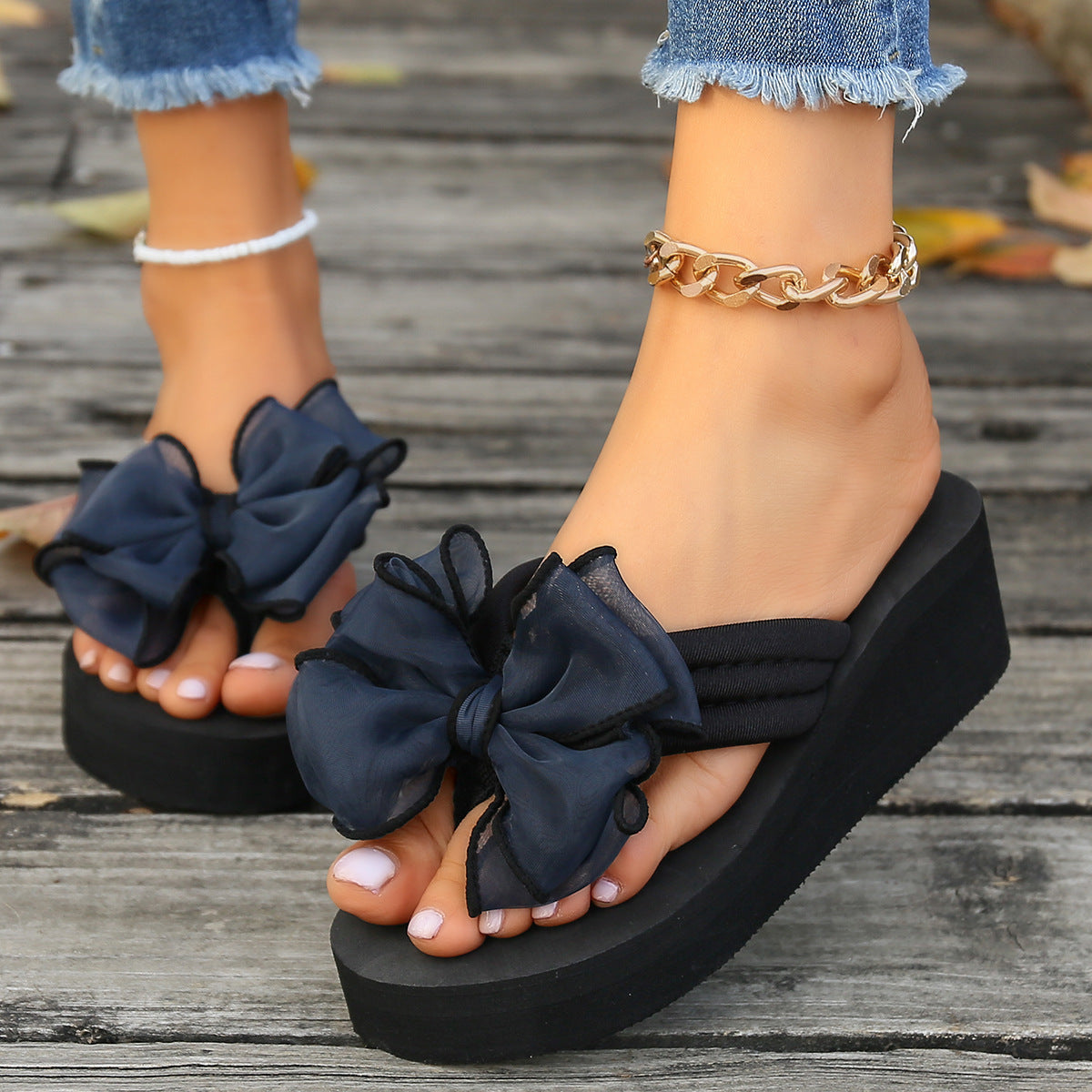 Thick-Soled Herringbone Sandals