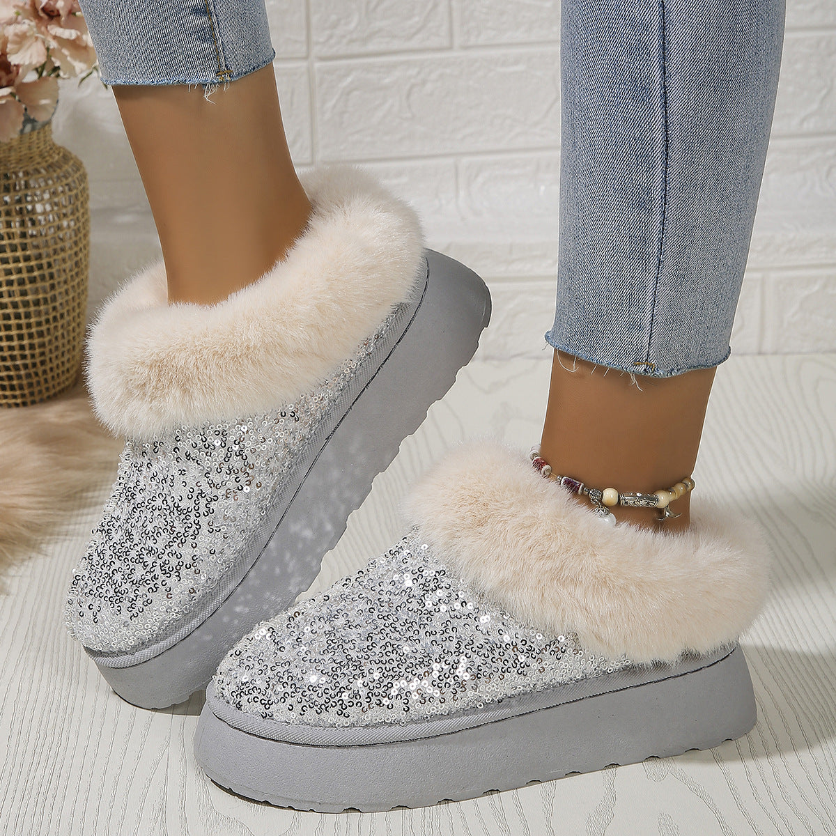 Sequined Thick-Soled Plush Slippers