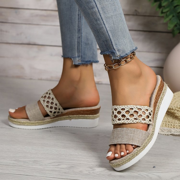 Rope Bottom Platform Sandals