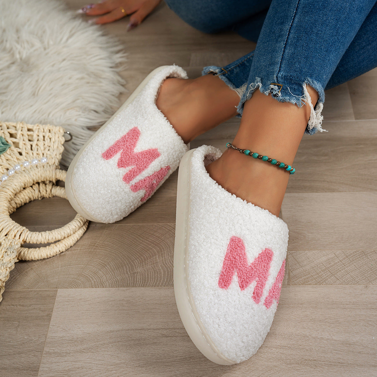 Warm MAMA Christmas Slippers