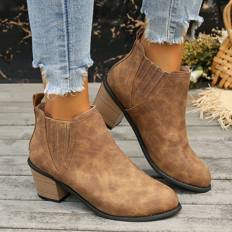 Plus Size Pointed Martin Boots