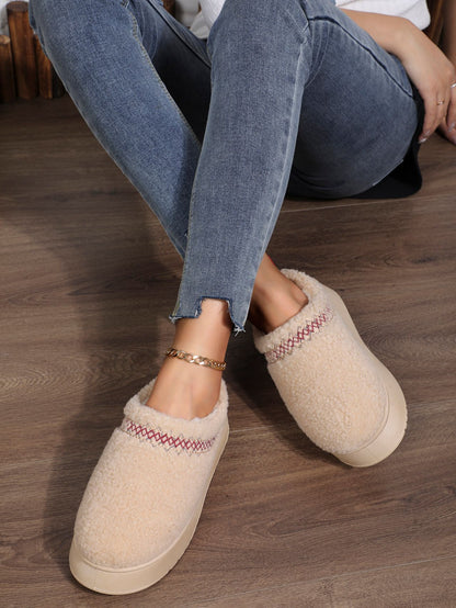 Ethnic Style Thick-Soled Plush Slippers