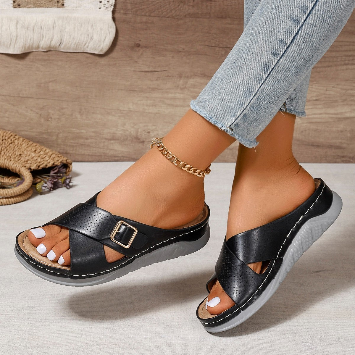 Plus-Size Cross Strap Sandals